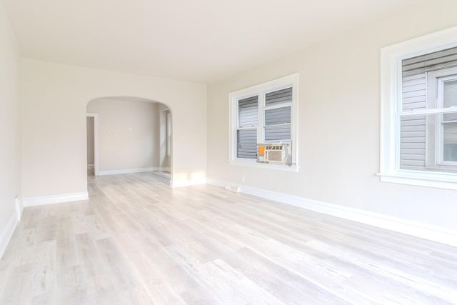 829 Johnson Street, Gary, IN 46402