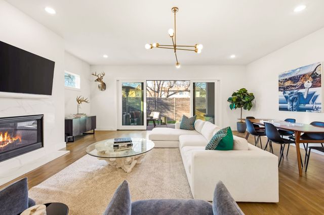 4827 Newmore Avenue, Dallas, TX 75209