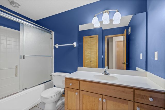 2320 Lower Afton Road E 423, Maplewood, MN 55119