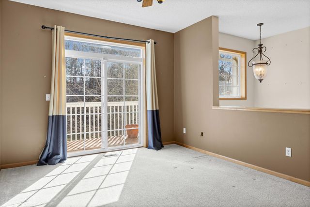 2320 Lower Afton Road E 423, Maplewood, MN 55119