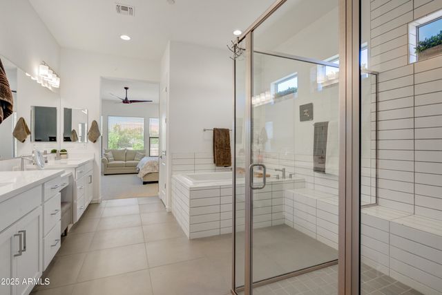 28220 N NEEDLE ROCK Court, Rio Verde, AZ 85263