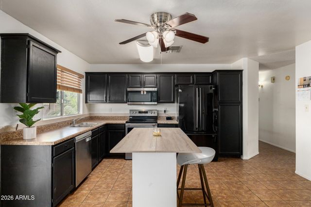 754 E HUBER Street, Mesa, AZ 85203