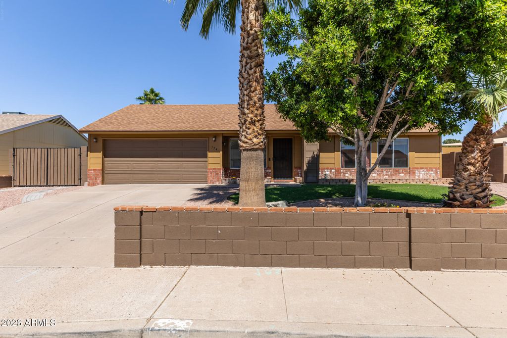 754 E HUBER Street, Mesa, AZ 85203