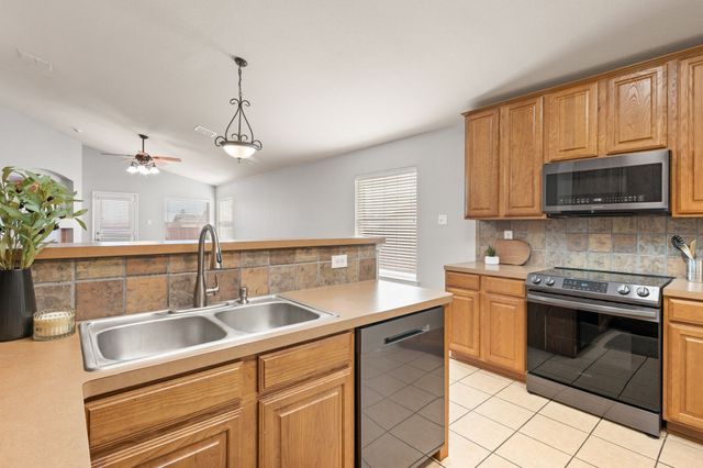 1405 Millbrook Lane, Wylie, TX 75098