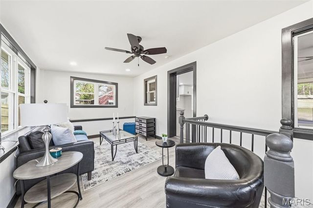 129 N Dade Avenue, Ferguson, MO 63135