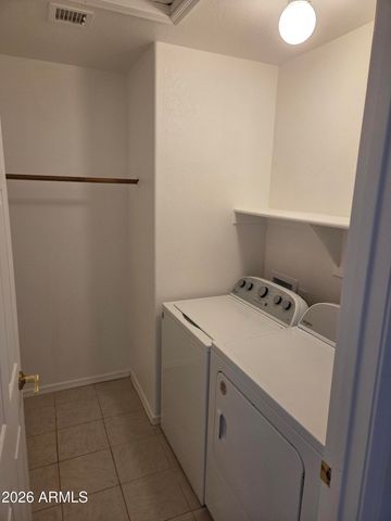 3210 W LOUISE Drive, Phoenix, AZ 85027