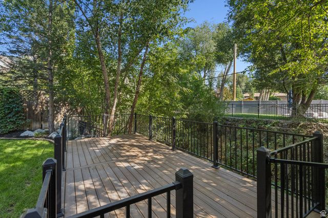 2614 E TUXEDO CIR, Cottonwood Heights, UT 84093