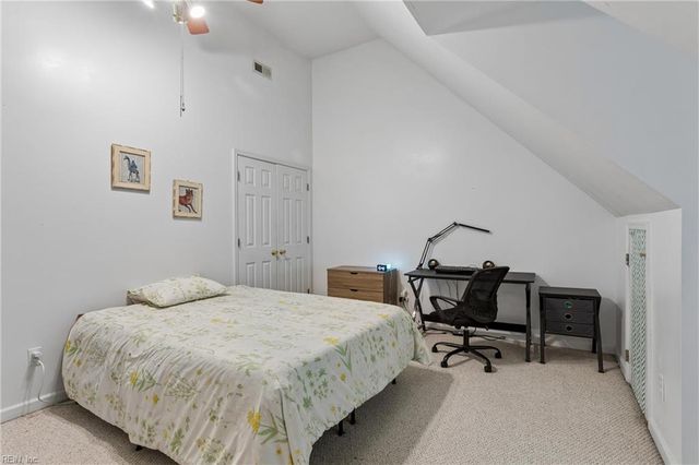 10161 Deer Trace Ln, Gloucester, VA 23061