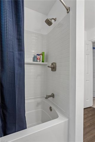 10161 Deer Trace Ln, Gloucester, VA 23061