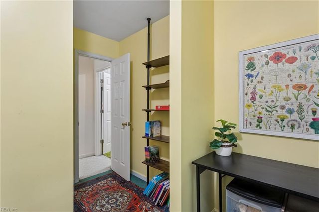 10161 Deer Trace Ln, Gloucester, VA 23061