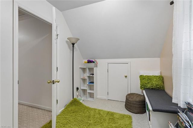 10161 Deer Trace Ln, Gloucester, VA 23061
