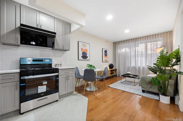 141-15 Cherry Avenue 6E, Flushing, NY 11355