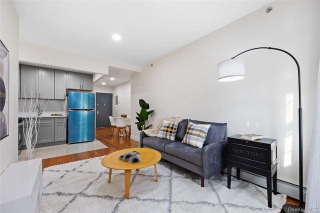 141-15 Cherry Avenue 6E, Flushing, NY 11355