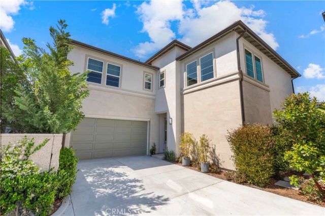190 Amber Oak, Lake Forest, CA 92630