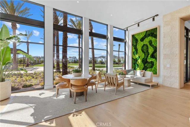 190 Amber Oak, Lake Forest, CA 92630