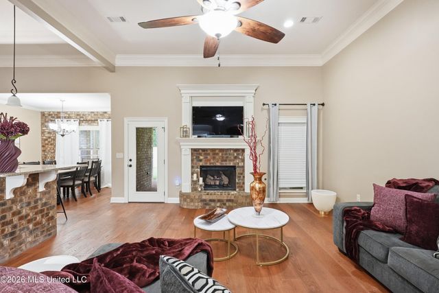 446 Edgewood Crossing, Brandon, MS 39042