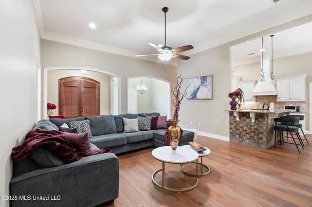 446 Edgewood Crossing, Brandon, MS 39042