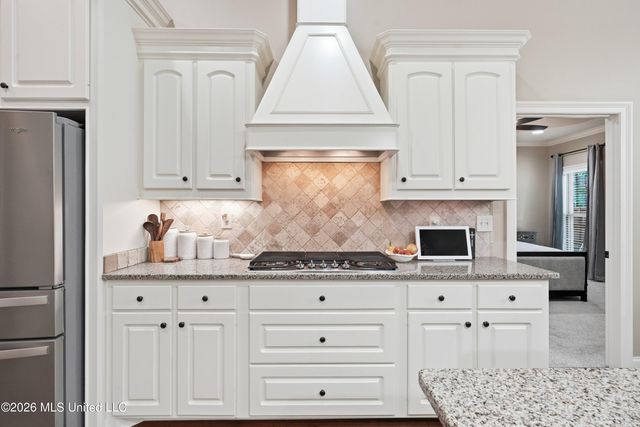 446 Edgewood Crossing, Brandon, MS 39042