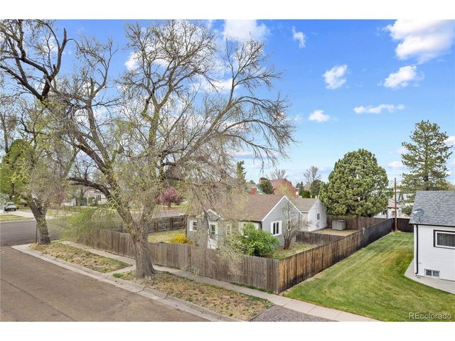 475 W 5th St, Akron, CO 80720