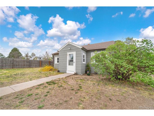 475 W 5th St, Akron, CO 80720