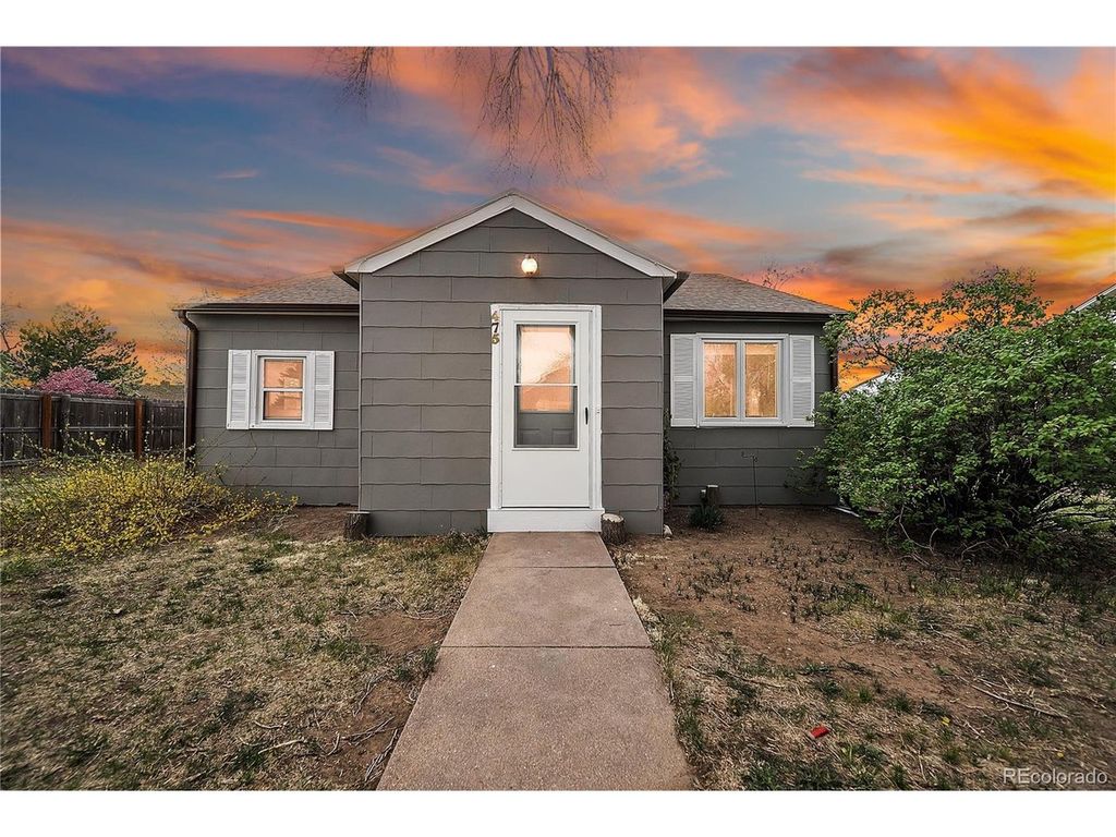 475 W 5th St, Akron, CO 80720