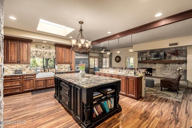 4477 E Saranac Drive, Tucson, AZ 85718