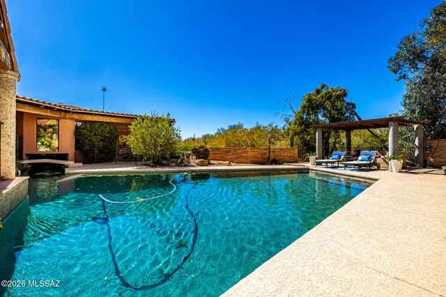 4477 E Saranac Drive, Tucson, AZ 85718