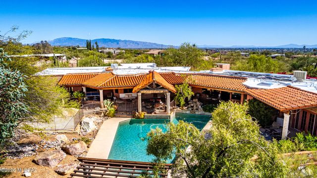 4477 E Saranac Drive, Tucson, AZ 85718