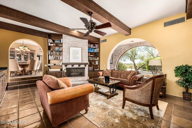 4477 E Saranac Drive, Tucson, AZ 85718