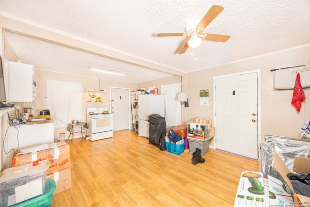 418 N Cedar, Pearsall, TX 78061