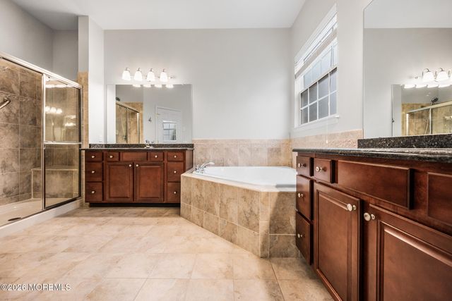 7 Brattleboro Road, Jackson, NJ 08527