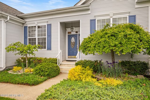 7 Brattleboro Road, Jackson, NJ 08527