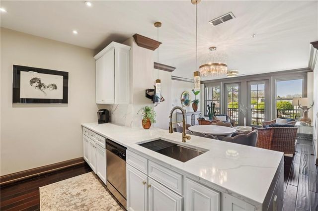 901 Abernathy Road NE 6110, Atlanta, GA 30328