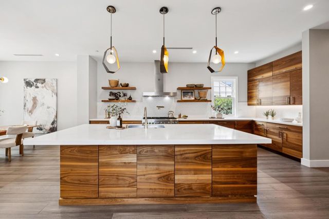 16988 Kennedy Road, Los Gatos, CA 95032