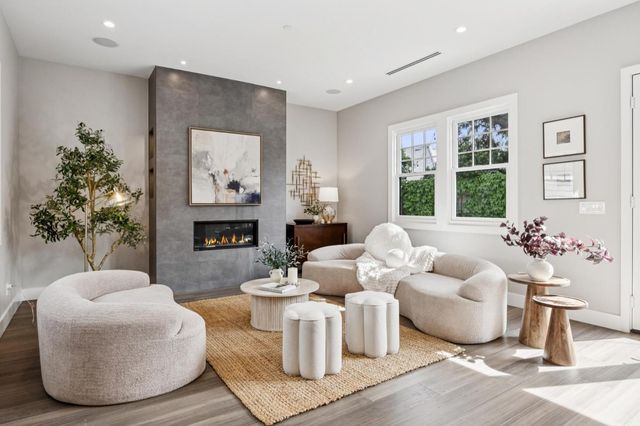 16988 Kennedy Road, Los Gatos, CA 95032