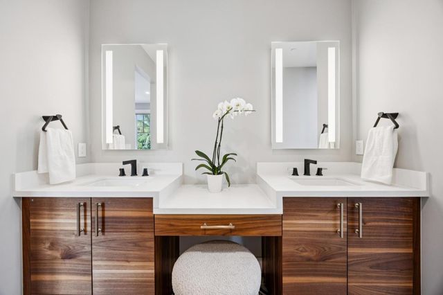 16988 Kennedy Road, Los Gatos, CA 95032