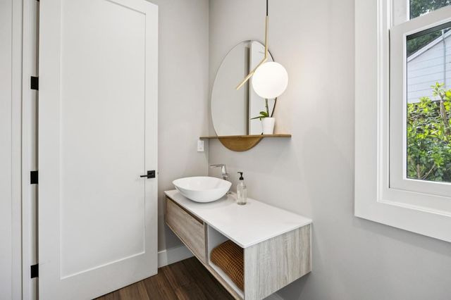 16988 Kennedy Road, Los Gatos, CA 95032