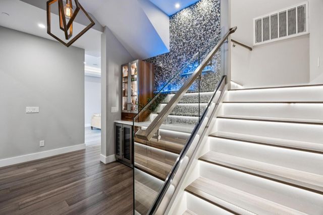 16988 Kennedy Road, Los Gatos, CA 95032