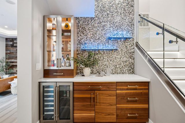 16988 Kennedy Road, Los Gatos, CA 95032