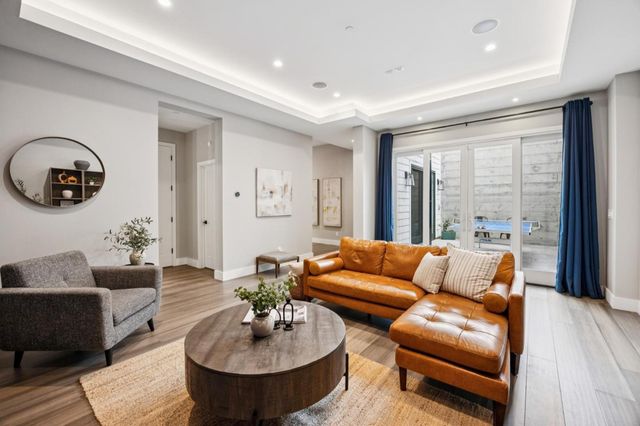 16988 Kennedy Road, Los Gatos, CA 95032