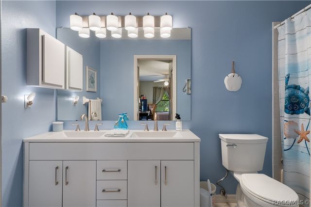 6487 W Lexington Drive, Crystal River, FL 34429