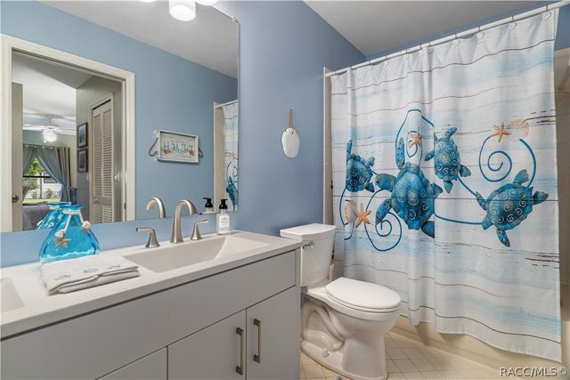 6487 W Lexington Drive, Crystal River, FL 34429