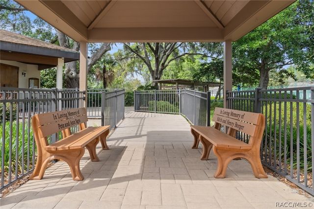 6487 W Lexington Drive, Crystal River, FL 34429