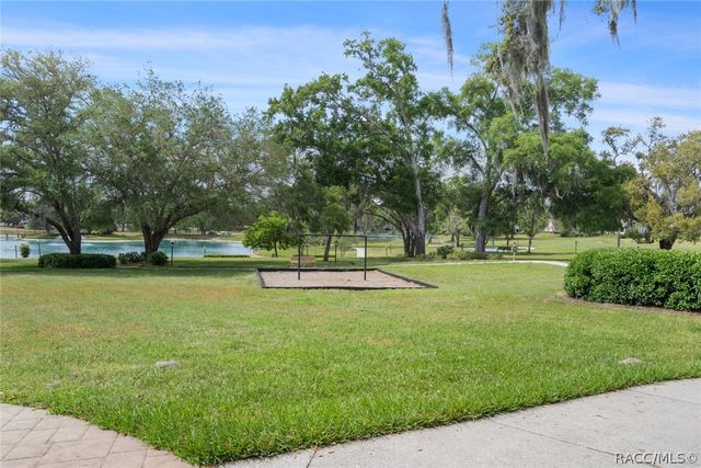 6487 W Lexington Drive, Crystal River, FL 34429