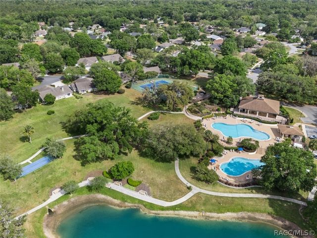 6487 W Lexington Drive, Crystal River, FL 34429