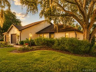 6487 W Lexington Drive, Crystal River, FL 34429
