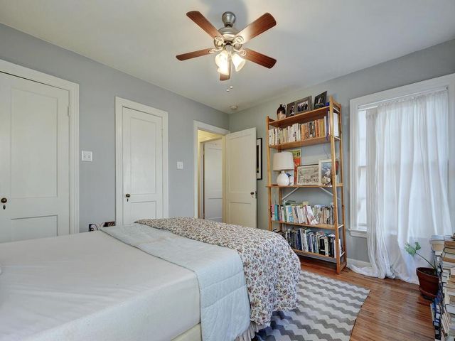 2102 Enfield RD C, Austin, TX 78703
