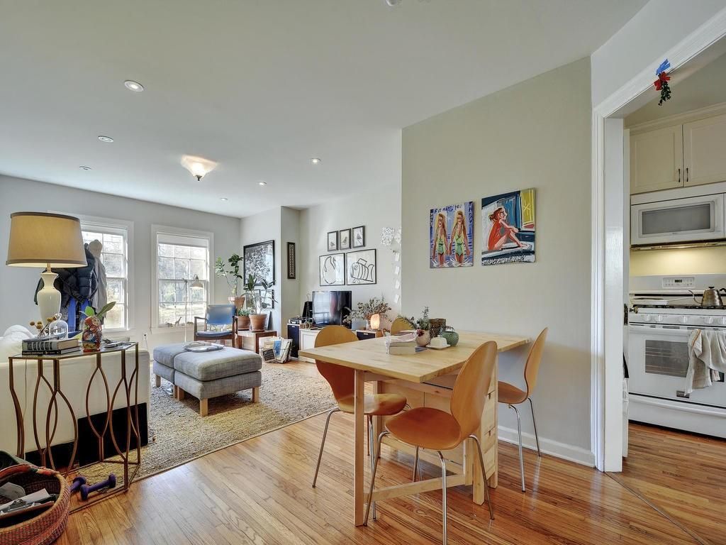 2102 Enfield RD C, Austin, TX 78703