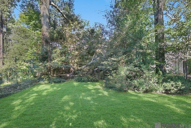 9170 Redbud St, Baton Rouge, LA 70815