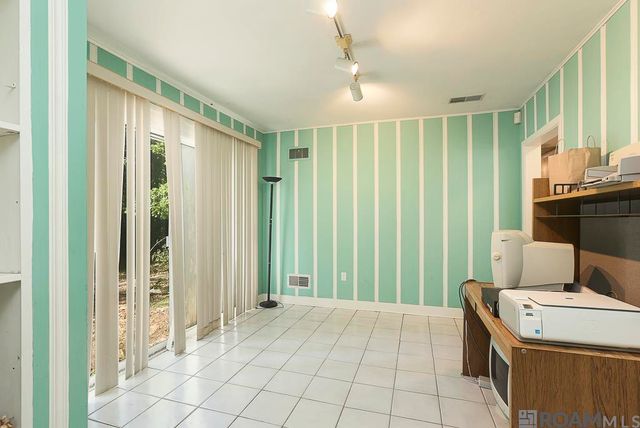 9170 Redbud St, Baton Rouge, LA 70815
